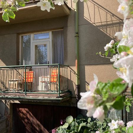 Spacious Apartment - Free Parking! Prag Dış mekan fotoğraf