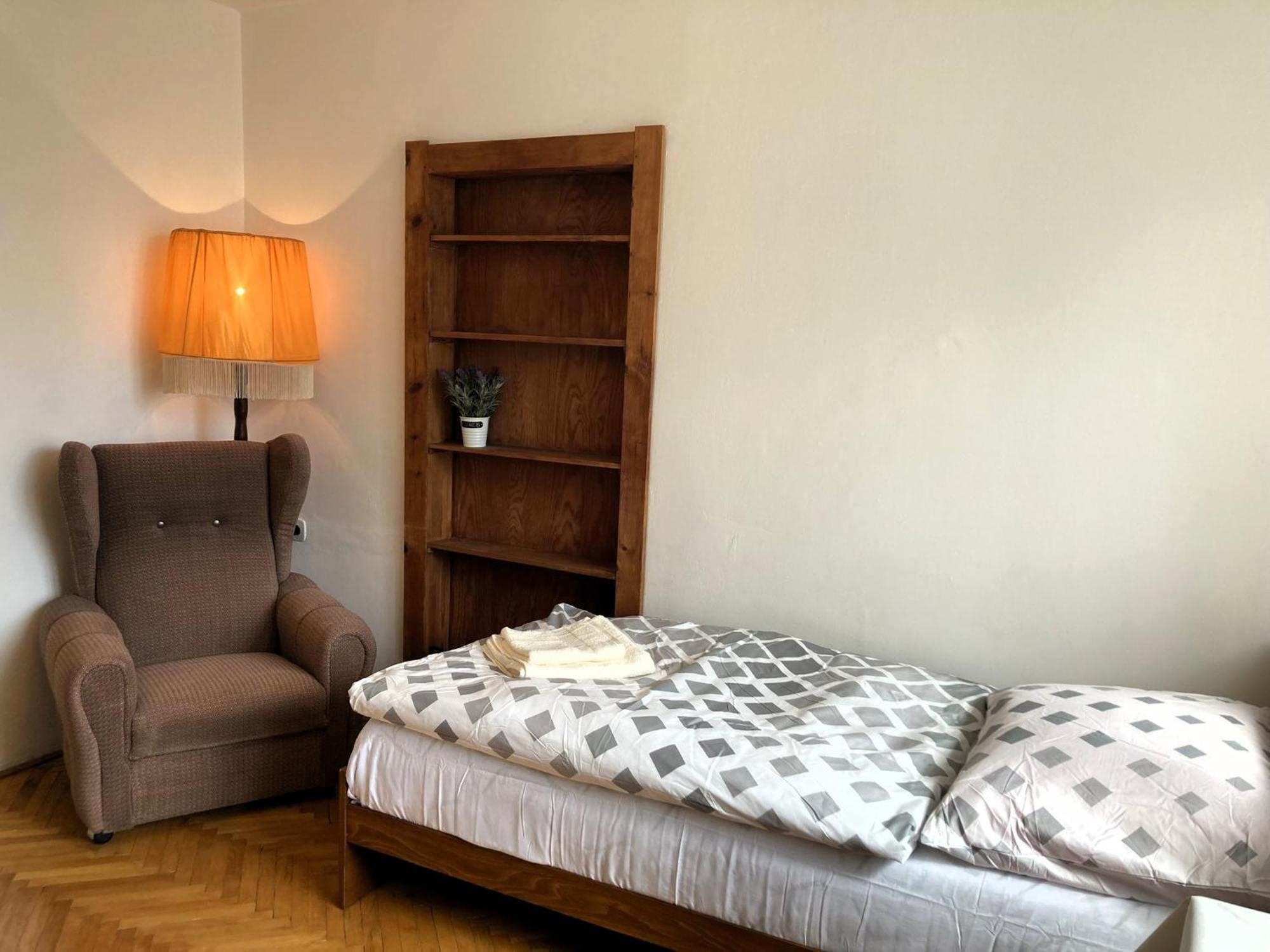 Spacious Apartment - Free Parking! Prag Dış mekan fotoğraf